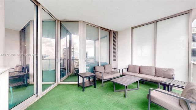 851 NE 1st Ave 1508, Miami, FL 33132