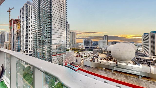 851 NE 1st Ave 1508, Miami, FL 33132