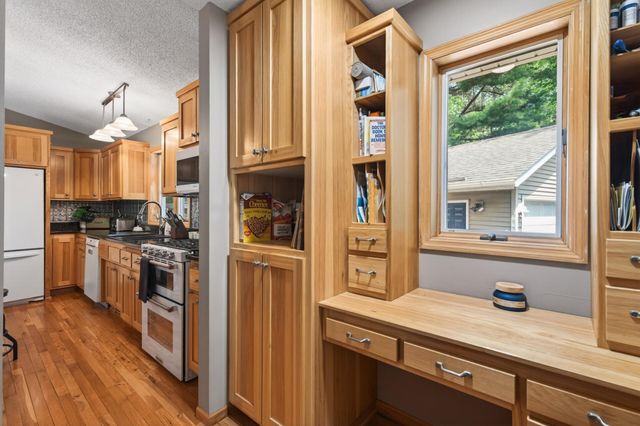 5283 332nd Lane NW, Cambridge, MN 55008