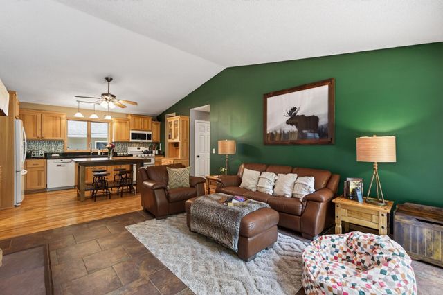 5283 332nd Lane NW, Cambridge, MN 55008