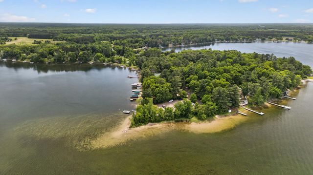 5283 332nd Lane NW, Cambridge, MN 55008