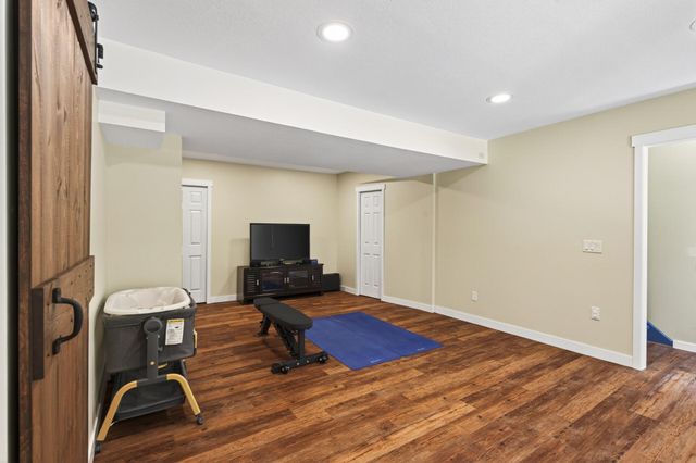 5283 332nd Lane NW, Cambridge, MN 55008