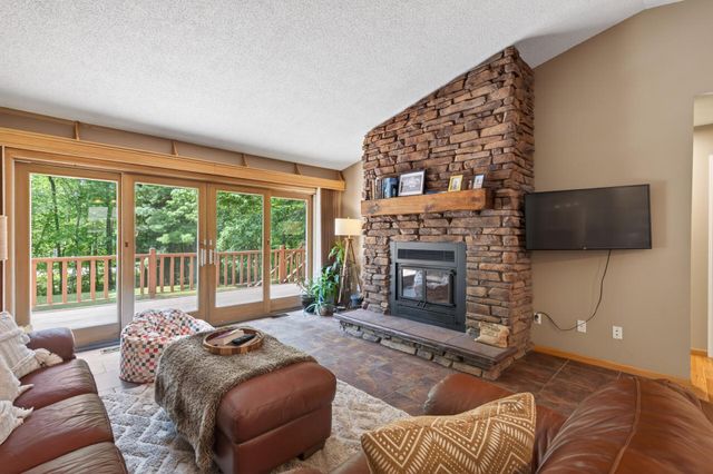 5283 332nd Lane NW, Cambridge, MN 55008