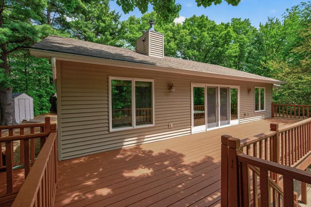 5283 332nd Lane NW, Cambridge, MN 55008