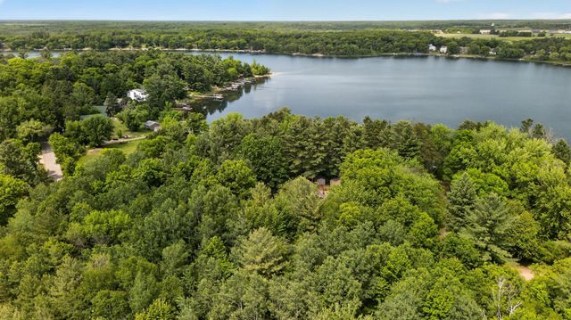 5283 332nd Lane NW, Cambridge, MN 55008