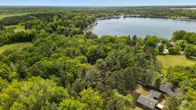 5283 332nd Lane NW, Cambridge, MN 55008