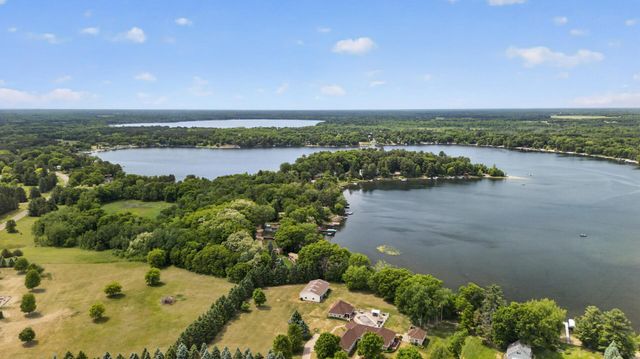 5283 332nd Lane NW, Cambridge, MN 55008