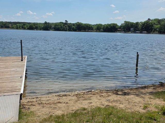 5283 332nd Lane NW, Cambridge, MN 55008