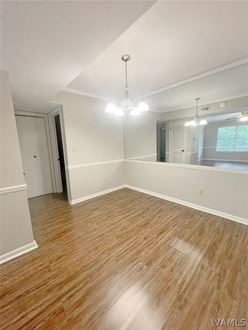 1813 Hackberry Lane 10, Tuscaloosa, AL 35401
