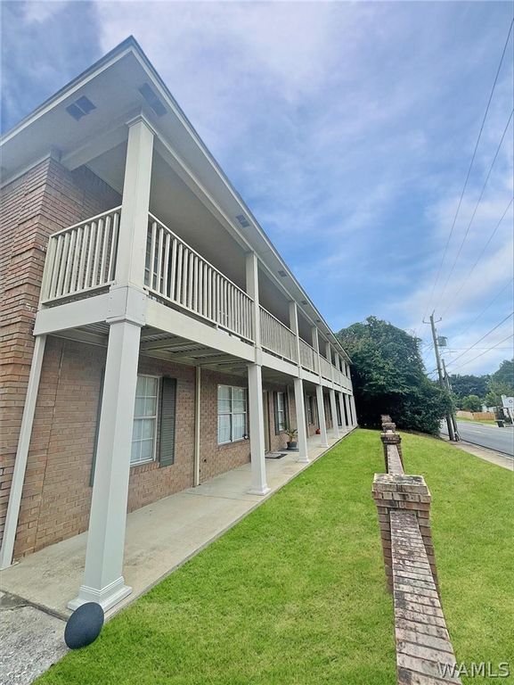 1813 Hackberry Lane 10, Tuscaloosa, AL 35401