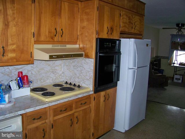 176 SCOTLAND RD, Quarryville, PA 17566