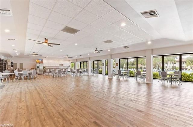 4220 Looking Glass LN # 4302, Naples, FL 34112