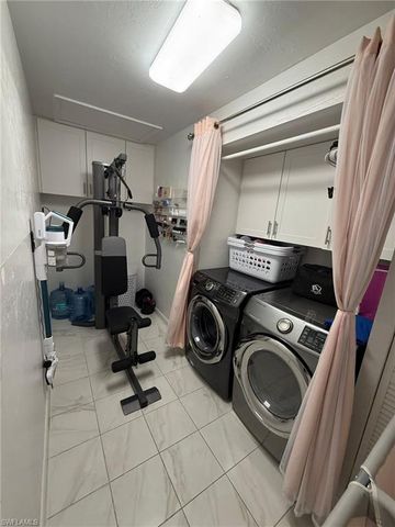 4220 Looking Glass LN # 4302, Naples, FL 34112