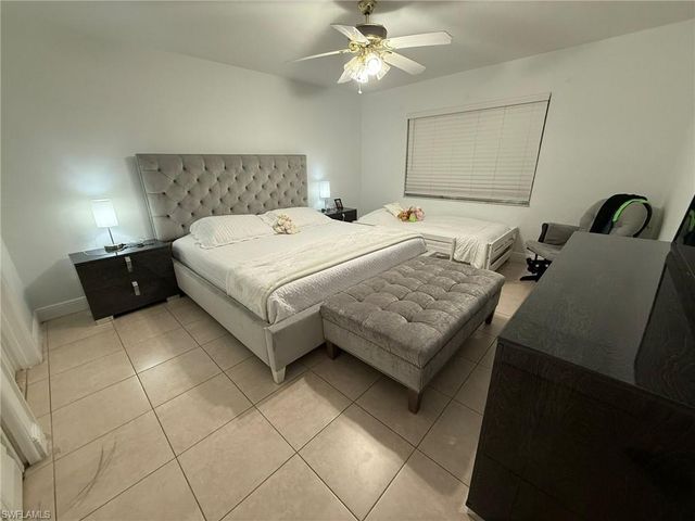 4220 Looking Glass LN # 4302, Naples, FL 34112