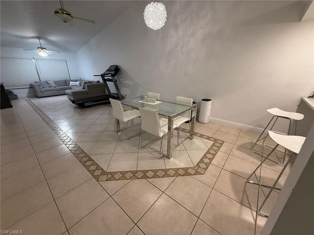 4220 Looking Glass LN # 4302, Naples, FL 34112