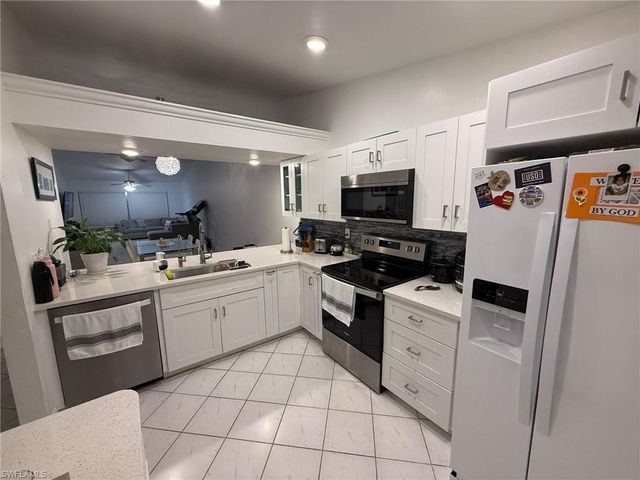 4220 Looking Glass LN # 4302, Naples, FL 34112