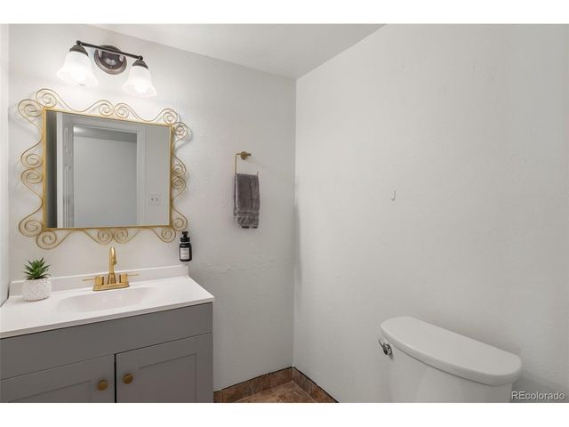 2554 Sierra Dr, Colorado Springs, CO 80917