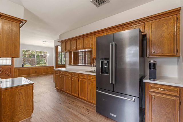 5606 Graystone Lane, Houston, TX 77069