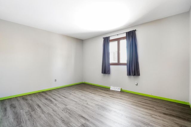 6430 Ellsworth Place, Merrillville, IN 46410