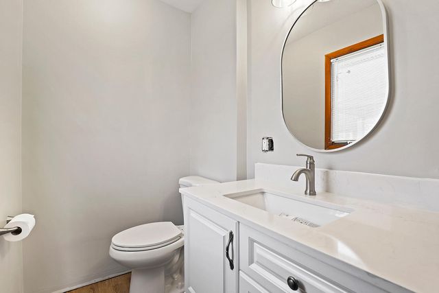 6430 Ellsworth Place, Merrillville, IN 46410