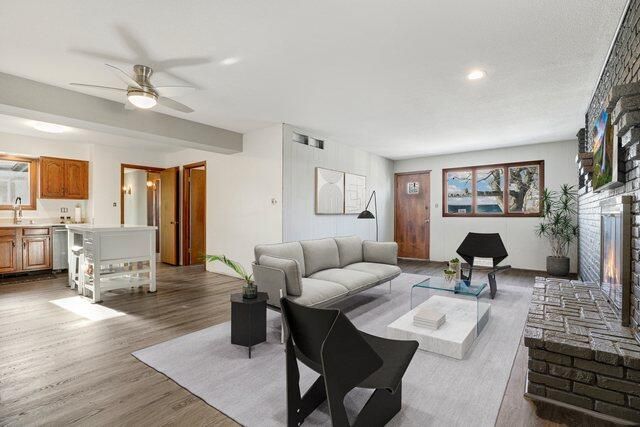 6430 Ellsworth Place, Merrillville, IN 46410