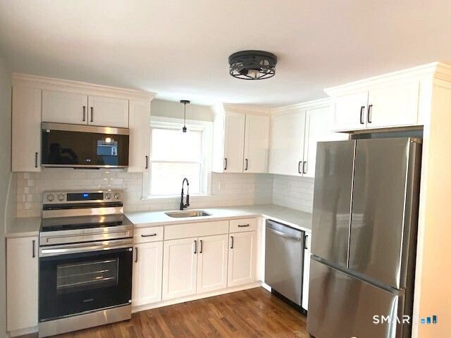 94 Ludlow Road, Windsor, CT 06095