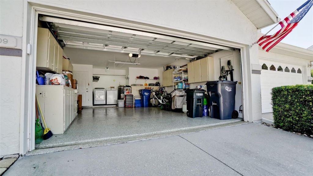 Image 34 of property listing at 11009 JASMINE CIRCLE, Bradenton, FL 34209