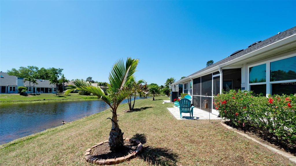 Image 37 of property listing at 11009 JASMINE CIRCLE, Bradenton, FL 34209