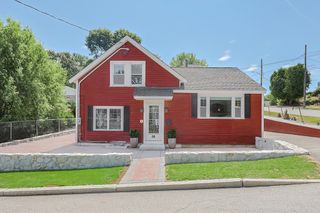 38 Gibbons, Melrose, MA 02176