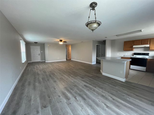 531 Cantebury Park Lane, Ponder, TX 76259