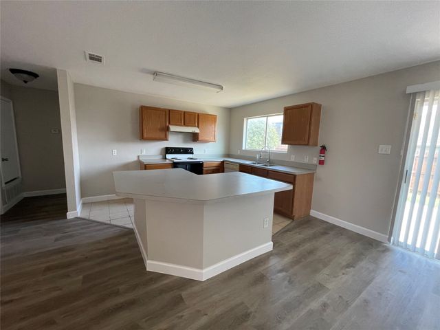 531 Cantebury Park Lane, Ponder, TX 76259