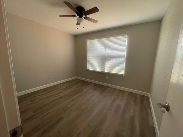531 Cantebury Park Lane, Ponder, TX 76259