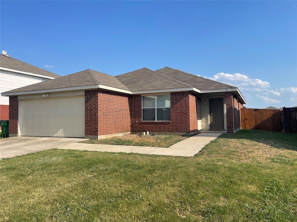 531 Cantebury Park Lane, Ponder, TX 76259