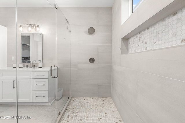 215 N 19TH Avenue N B, Jacksonville Beach, FL 32250