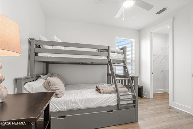 215 N 19TH Avenue N B, Jacksonville Beach, FL 32250