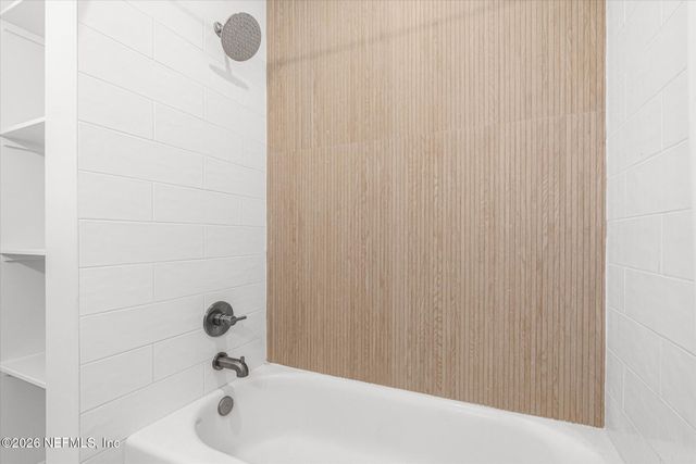 215 N 19TH Avenue N B, Jacksonville Beach, FL 32250