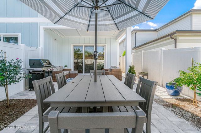 215 N 19TH Avenue N B, Jacksonville Beach, FL 32250