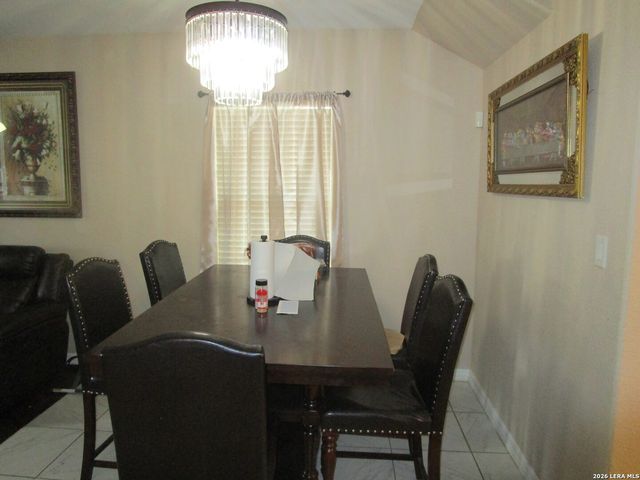 1102 saint marys, Beeville, TX 78102