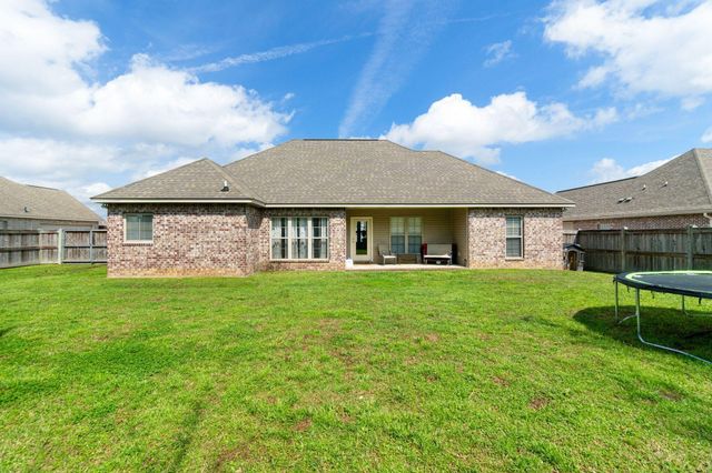 72 Sunline Dr., Petal, MS 39465