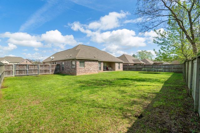 72 Sunline Dr., Petal, MS 39465