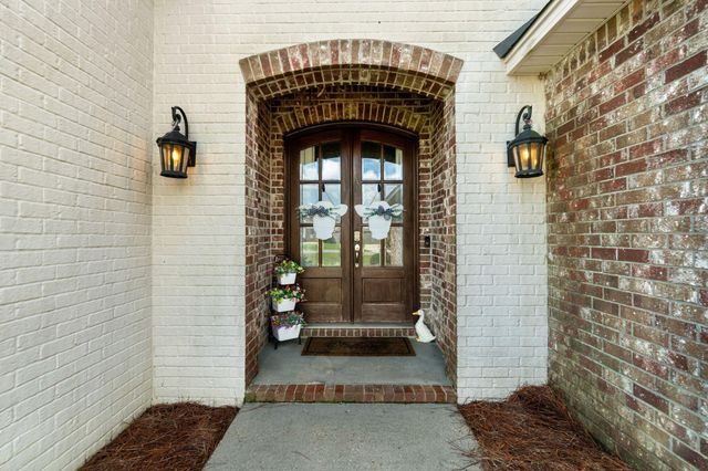 72 Sunline Dr., Petal, MS 39465