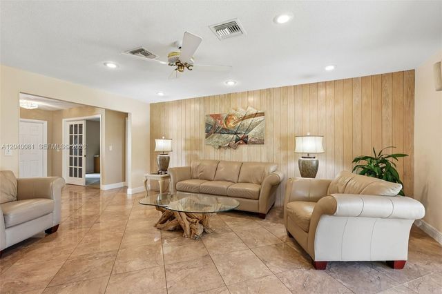 2518 NW 121st Drive, Coral Springs, FL 33065