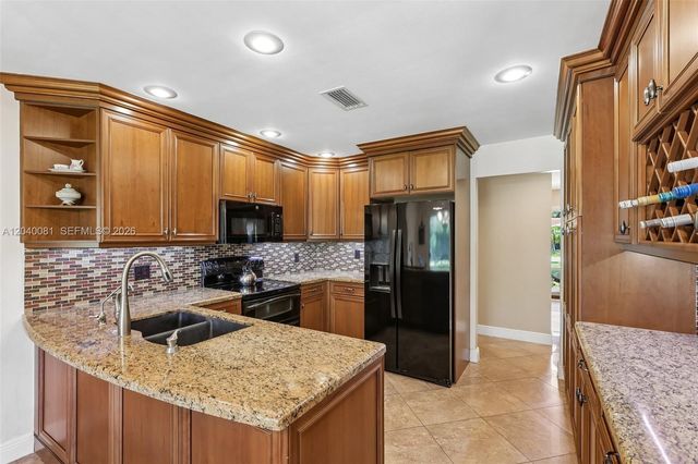 2518 NW 121st Drive, Coral Springs, FL 33065