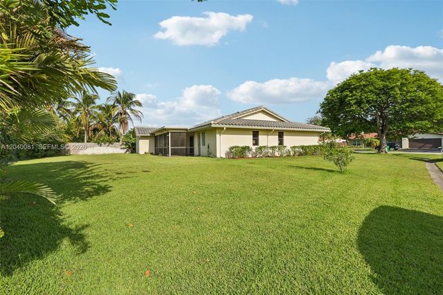 2518 NW 121st Drive, Coral Springs, FL 33065