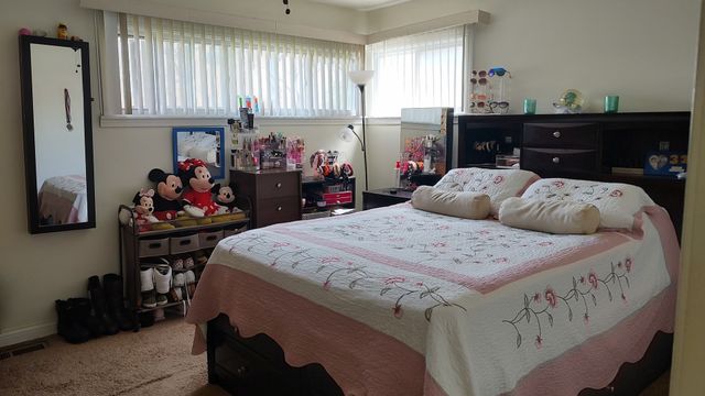 8312 N Milwaukee Avenue, Niles, IL 60714