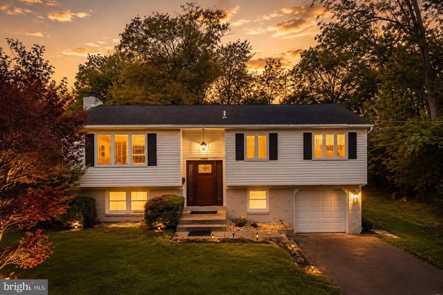 1104 GORSON DR, Warminster, PA 18974