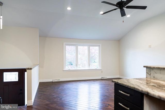 1104 GORSON DR, Warminster, PA 18974