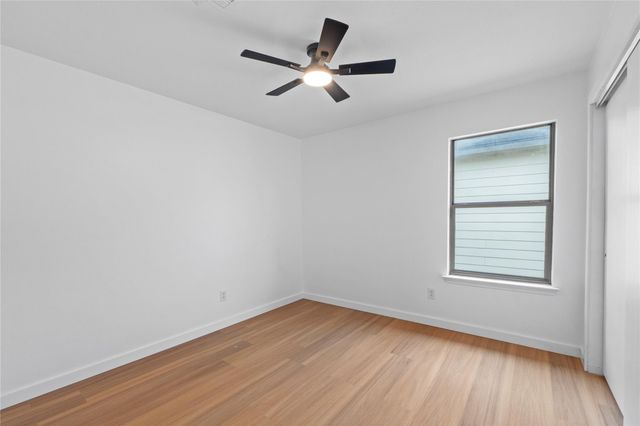 13213 Sea Biscuit DR, Del Valle, TX 78617