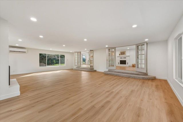 10365 Hanging Wall Dr, Grass Valley, CA 95945