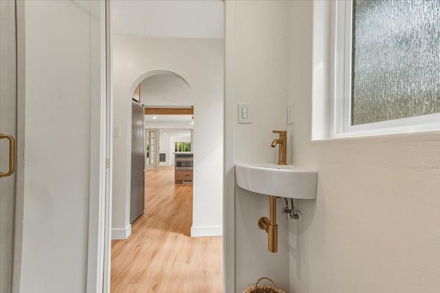 10365 Hanging Wall Dr, Grass Valley, CA 95945